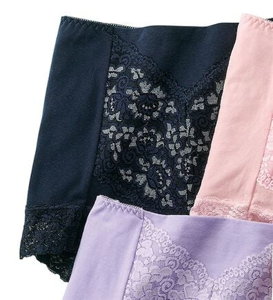 LAVIENNE（ラヴィエンヌ）の「旅のお供にこれ１枚！お腹スッキリ安心ショーツ　単品（安心ショーツ）」
