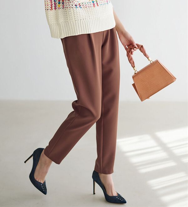 RANAN（ラナン）の「【選べる股下】美脚シルエットタックパンツ（フルレングスパンツ）」｜ココア