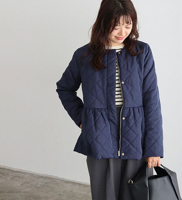 Pierrot（ピエロ）の「ノーカラーフレアキルティングブルゾン（ブルゾン）」｜詳細画像