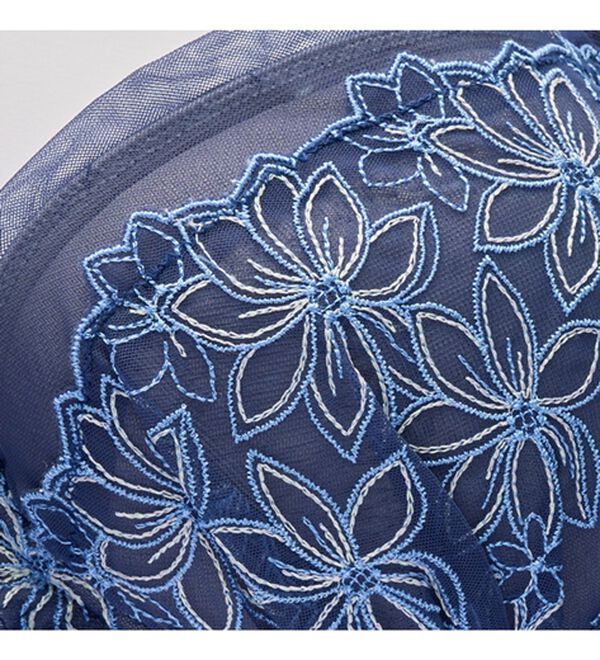 YU'NOW（ユナウ）の「ぷるるん谷間のノンワイヤーブラ＆ショーツ（ブラジャー＆ショーツセット）」｜詳細画像