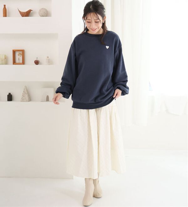 A HAPPY MARILYN（アハッピーマリリン）の「【Ｌ～８Ｌ】【ハピぽか裏起毛】２デザインから選べる刺繍トレーナー 毛玉になりにくい（トレーナー・スウェット）」｜詳細画像