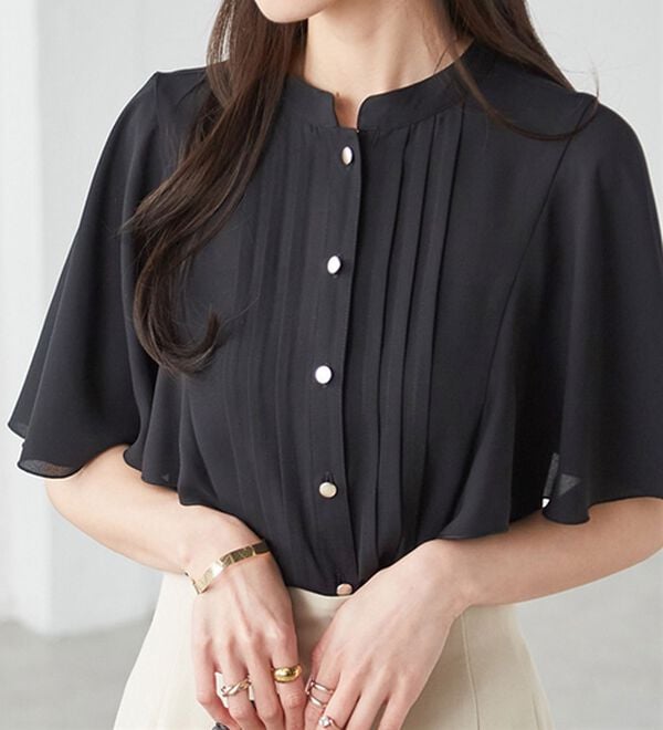 RANAN（ラナン）の「【新色追加】ひんやり！ピンタックフレアー袖ブラウス（ブラウス）」｜ブラック