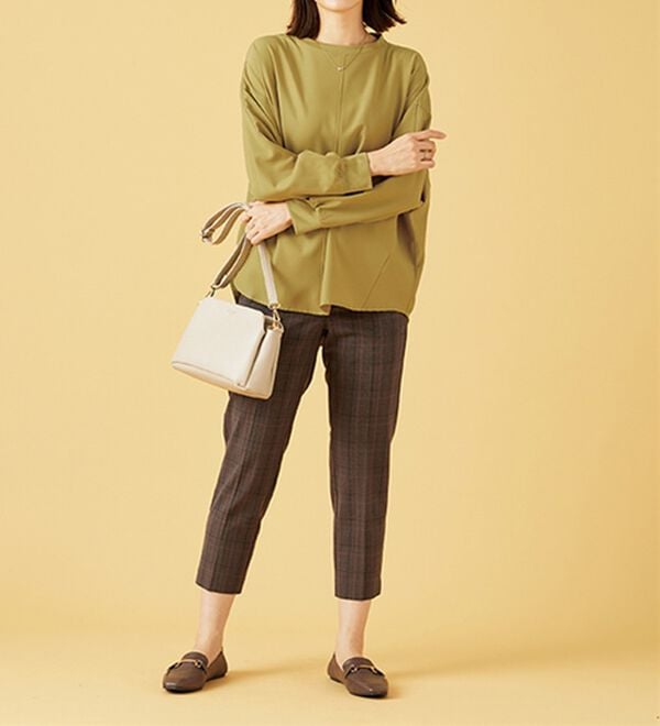 BELLUNA（ベルーナ）の「きれい見えドルマンプルオーバー（カットソー）」｜詳細画像