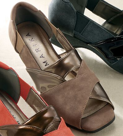 BELLUNA（ベルーナ）の「４Ｅパッチワークオープントゥパンプス（パンプス）」