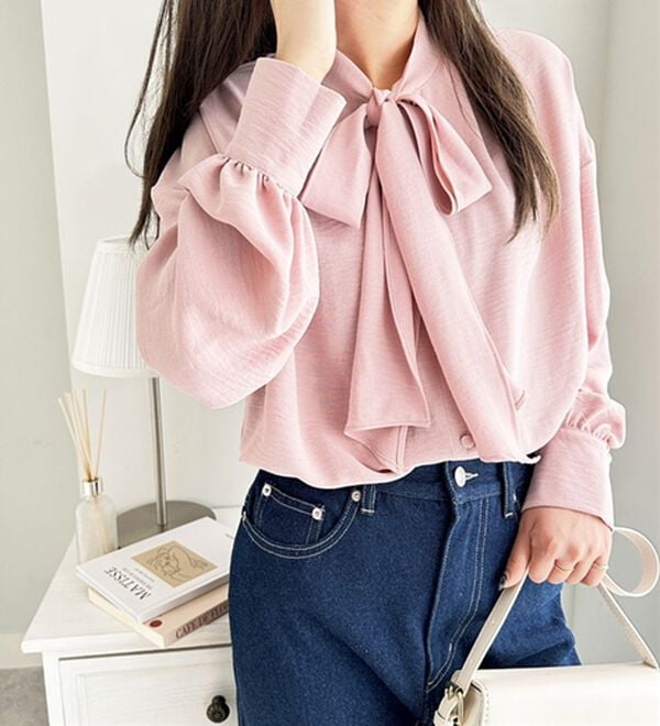 GeeRA（ジーラ）の「前後２ｗａｙボウタイブラウス（ブラウス）」｜詳細画像