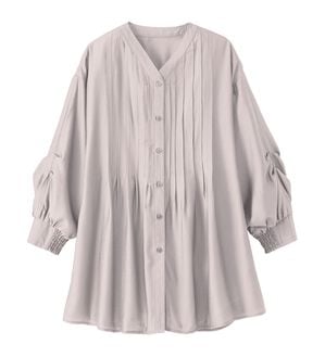 BELLUNA（ベルーナ）の「サテン調ピンタックシャツチュニック（チュニック）」｜ライトベージュ