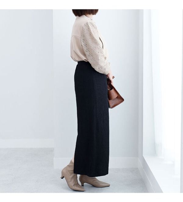 BELLUNA（ベルーナ）の「シャーリング素材ペンシルスカート（ロングスカート）」｜詳細画像