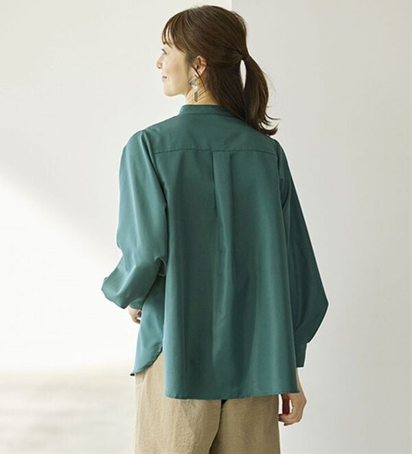 BELLUNA（ベルーナ）の「大人のシンプル服多ボタン袖ボリュームブラウス（ブラウス）」｜詳細画像