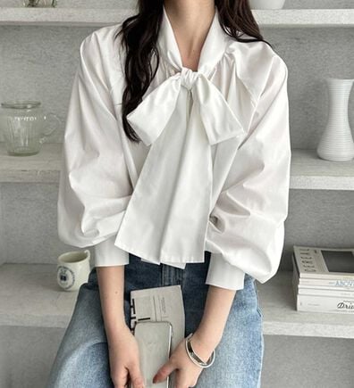 GeeRA（ジーラ）の「ボリュームボウタイブラウス（ブラウス）」