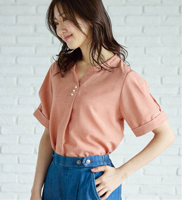 BELLUNA（ベルーナ）の「麻調合繊パール付タックデザインブラウス（ブラウス）」｜詳細画像