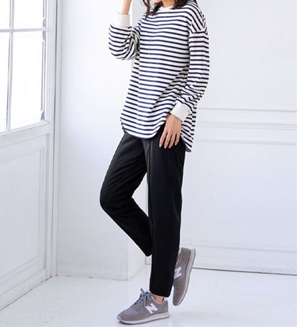 BELLUNA（ベルーナ）の「裏フリースピンタックテーパードパンツ（フルレングスパンツ）」｜詳細画像