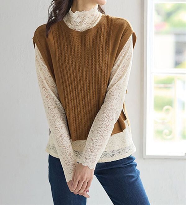 BELLUNA（ベルーナ）の「重ね着を楽しむ冬インナー！レースプルオーバー（カットソー）」｜詳細画像