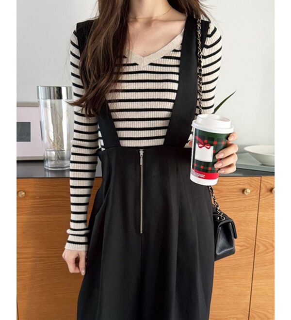 GeeRA（ジーラ）の「フロントジップハイウエストサロペット（オールインワン）」｜ブラック