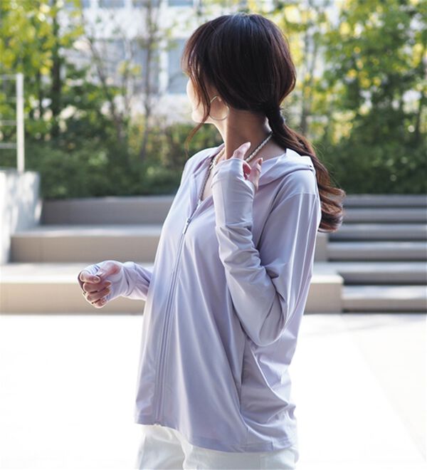 BELLUNA（ベルーナ）の「ヒンヤリ＆ＵＶ対策軽量パーカー（その他ジャケット）」｜詳細画像