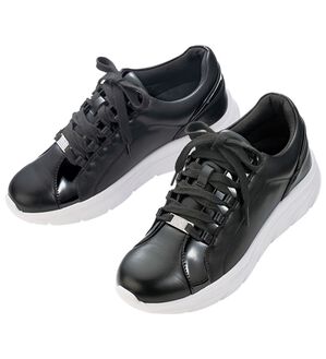 ルフラン（ルフラン）の「４Ｅエナメル切替美脚見せスニーカー（スニーカー）」｜ブラック