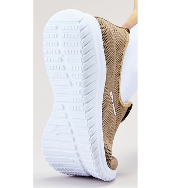 BELLUNA（ベルーナ）の「水たまりに入りたくなる大人レインシューズ＜べるーにゃ・ふなっしー＞（レインシューズ）」｜詳細画像