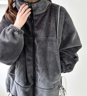 GeeRA（ジーラ）の「配色デザインきれいめファーボアブルゾン（ブルゾン）」｜詳細画像