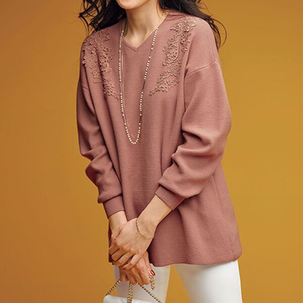 BELLUNA（ベルーナ）の「花柄モチーフレースニットプルオーバー（ニット・セーター）」｜詳細画像