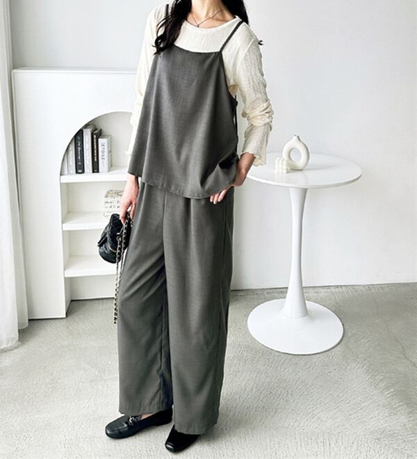 GeeRA（ジーラ）の「セットアップ風キャミソールサロペット（オールインワン）」｜詳細画像