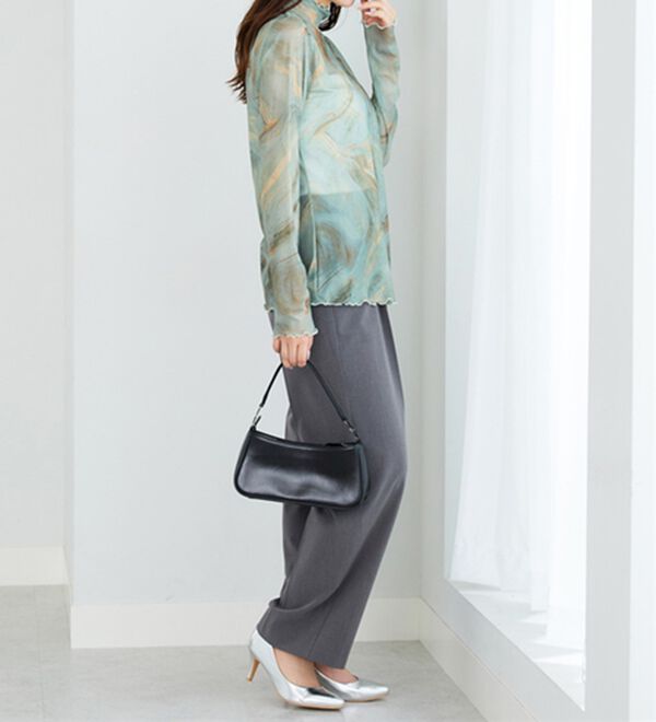 BELLUNA（ベルーナ）の「【重ね着インナー】シアー素材ハイネックインナープルオーバー（カットソー）」｜詳細画像