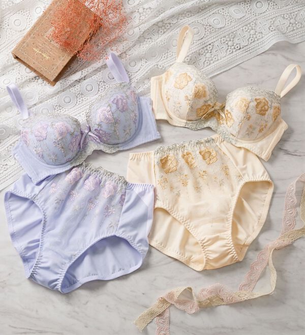 LAVIENNE（ラヴィエンヌ）の「大人の脇高ブラ＆ショーツ（ブラジャー）」｜詳細画像