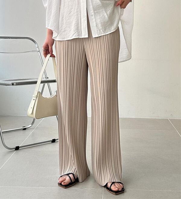 GeeRA（ジーラ）の「セルフカットセミワイドプリーツパンツ（フルレングスパンツ）」｜詳細画像