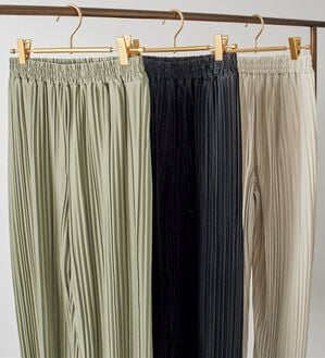 ルフラン（ルフラン）の「【３本組】レギンスより「ほっそり見せ」プリーツパンツ（フルレングスパンツ）」｜詳細画像