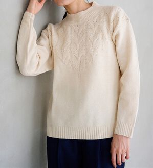 RANAN（ラナン）の「透かし編デザインハイネックニット（ニット・セーター）」｜アイボリー