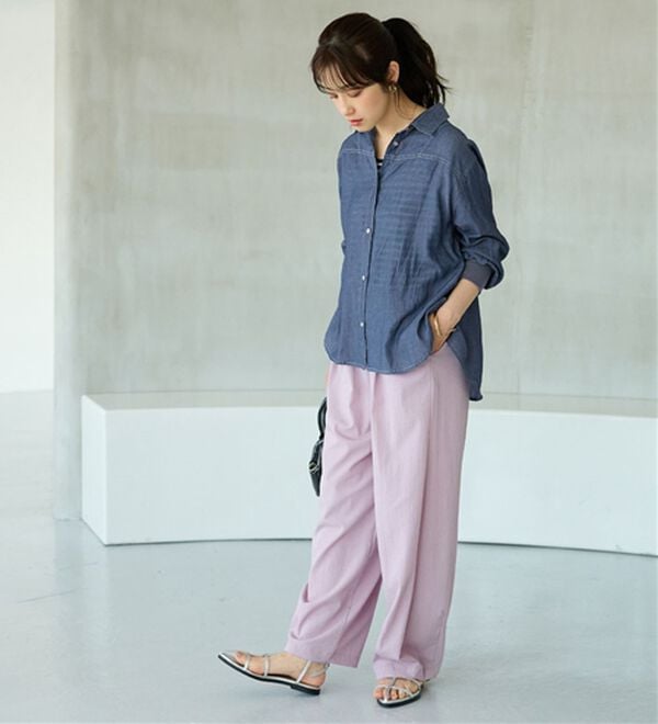 BELLUNA（ベルーナ）の「柔らかシアーデニム素材シャツチュニック（シャツ）」｜詳細画像