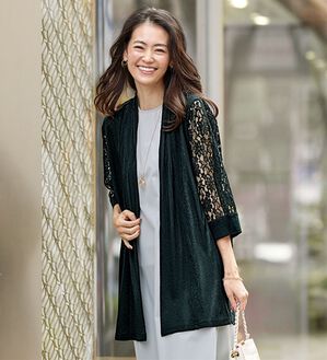 BELLUNA（ベルーナ）の「レースが映えるプリーツ使いカーディガン（その他カーディガン）」｜ブラック