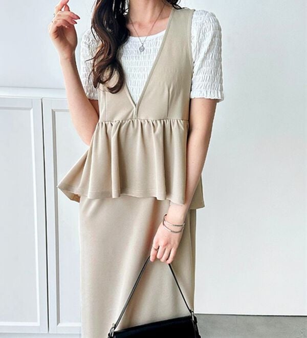 GeeRA（ジーラ）の「楽ちん！ペプラムジャンパースカート（ジャンパースカート）」｜詳細画像