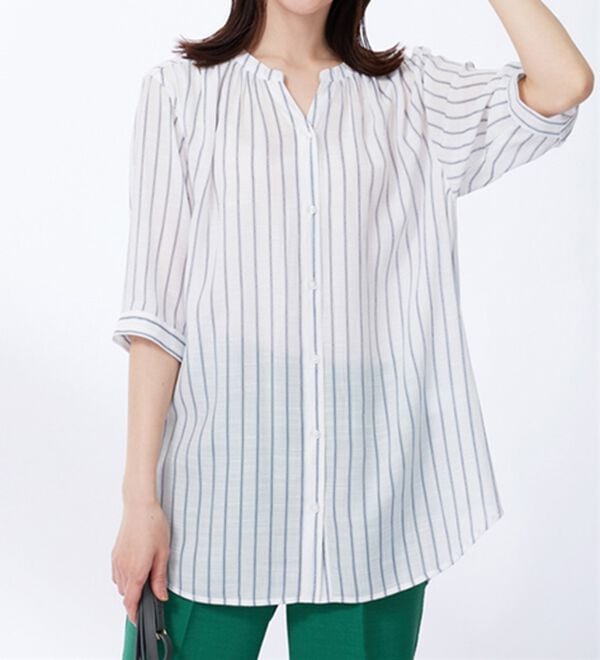 BELLUNA（ベルーナ）の「スラブ素材スキッパーデザインシャツチュニック（チュニック）」｜詳細画像