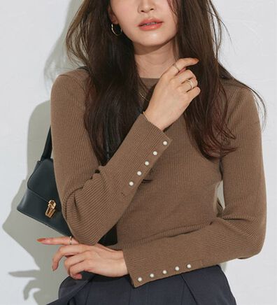 Pierrot（ピエロ）の「【選べるネック】もっちり袖パールニット（ニット・セーター）」