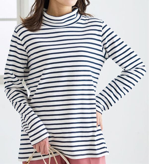 BELLUNA（ベルーナ）の「吸湿発熱ハイネックプルオーバー（カットソー）」｜詳細画像