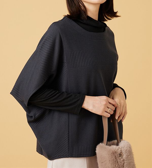 BELLUNA（ベルーナ）の「【2点セット】ジャカード素材ポンチョアンサンブル（アンサンブル）」｜チャコール系