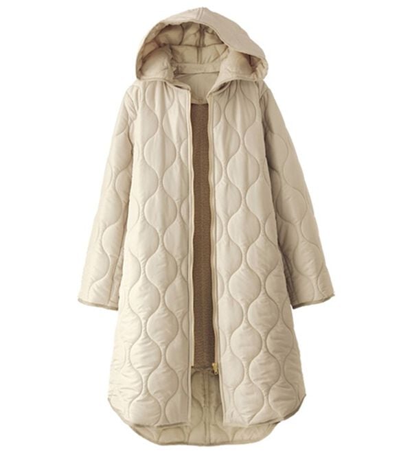 BELLUNA（ベルーナ）の「ゆったりが可愛い！ライナー付キルトコート（ロングコート）」｜アイボリー