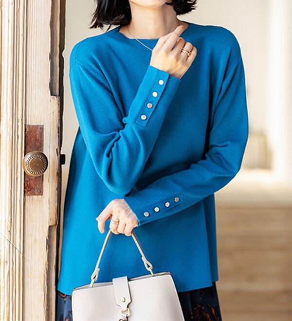 BELLUNA（ベルーナ）の「もちもち袖ボタンニットプルオーバー（ニット・セーター）」｜詳細画像