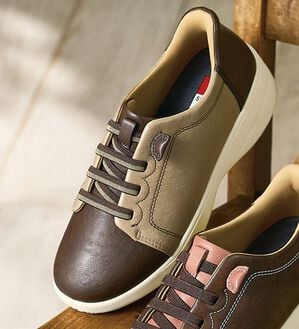 ルフラン（ルフラン）の「スピーディーダック　サッと履ける配色コンフォートスニーカー（スニーカー）」｜ダークブラウン