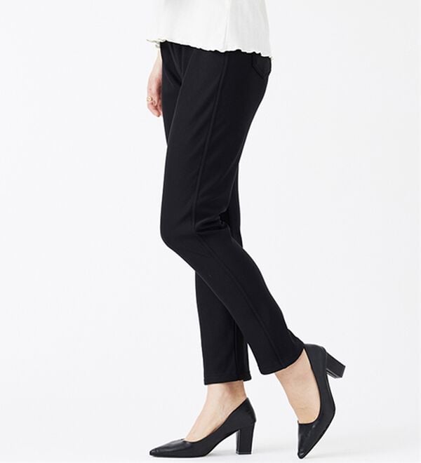 BELLUNA（ベルーナ）の「裏ベロアストレッチ素材レギンスパンツ（フルレングスパンツ）」｜詳細画像