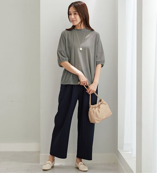 BELLUNA（ベルーナ）の「ベロア素材ふんわり袖プルオーバー（カットソー）」｜詳細画像