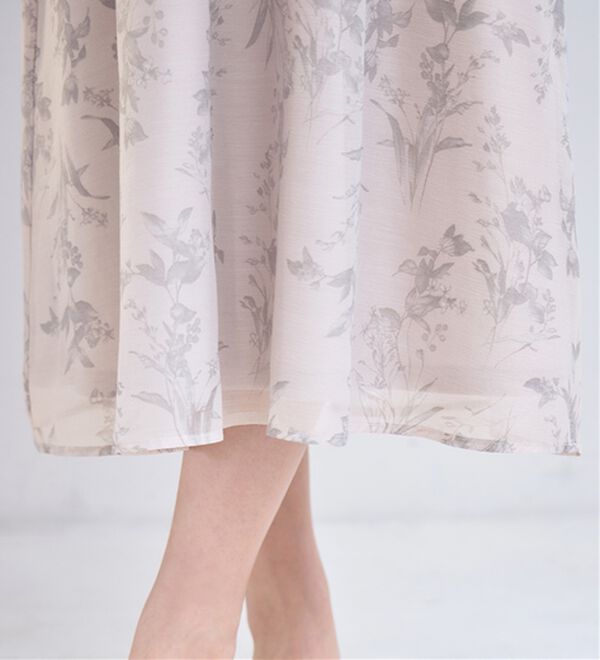 alotta（アロッタ）の「ニュアンス花柄ラッフルデザインワンピース（その他ワンピース）」｜詳細画像