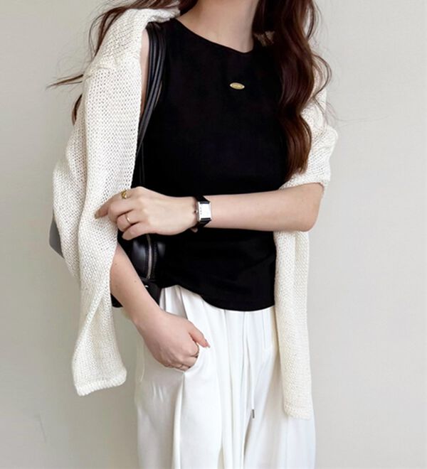 GeeRA（ジーラ）の「ロゴプレートデザインタンクトップ（タンクトップ・キャミソール）」｜詳細画像