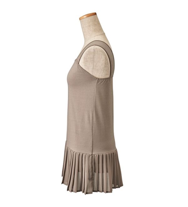 YU'NOW（ユナウ）の「【抗菌防臭】【吸水速乾】ブラ紐隠しの優秀プリーツワンピース（肌着・インナーウェア）」｜詳細画像