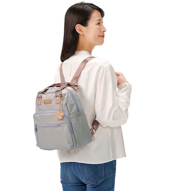 「整理収納アドバイザー監修１０ポケット軽量リュック（リュック）」｜詳細画像