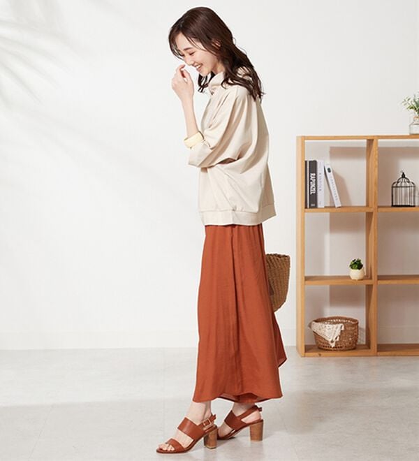 BELLUNA（ベルーナ）の「フード風衿デザインプルオーバー（カットソー）」｜詳細画像