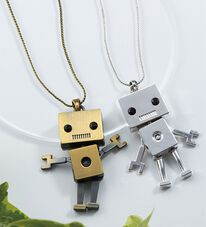 BELLUNA（ベルーナ）の「ロボットモチーフペンダント（ネックレス・ペンダント）」