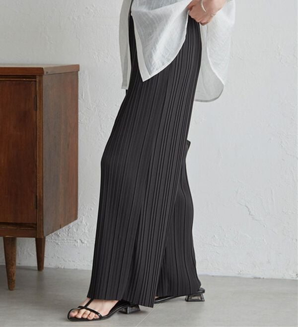 RANAN（ラナン）の「【セルフカットOK】ひんやりセミワイドプリーツパンツ（フルレングスパンツ）」｜チャコール