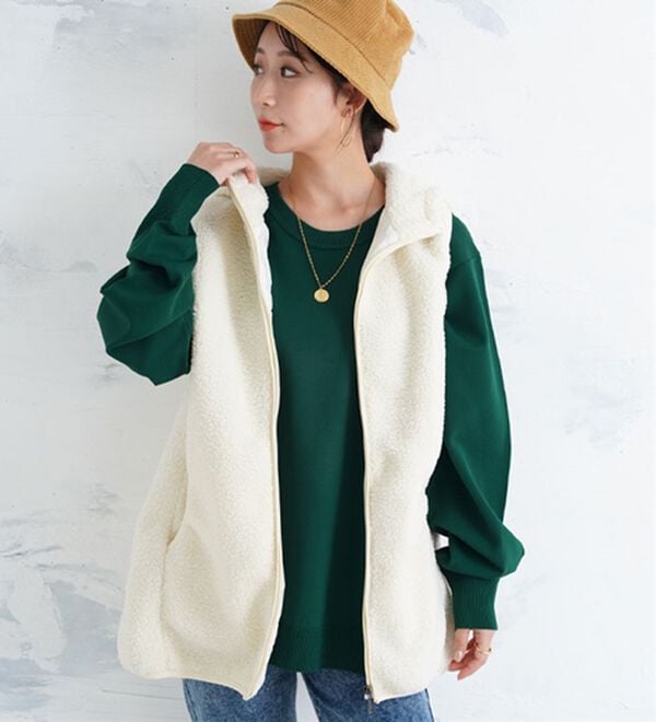 A HAPPY MARILYN（アハッピーマリリン）の「【Ｌ～８Ｌ】大きいサイズの企画者が作りました！ほんのりＡラインでお腹周りゆったりボアベスト（ベスト）」｜詳細画像