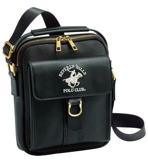 「＜ビバリーヒルズ・ポロクラブ＞縦型ショルダーバッグ（メンズショルダーバッグ）」｜ブラック