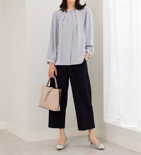 BELLUNA（ベルーナ）の「＜セレモニースタイル＞袖プリーツデザインブラウス（ブラウス）」｜詳細画像